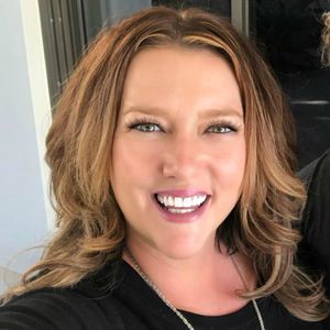 Meet your Posher, Beverly anne